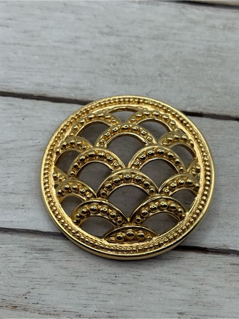 Gold Tone Monet Openwork Round brooch